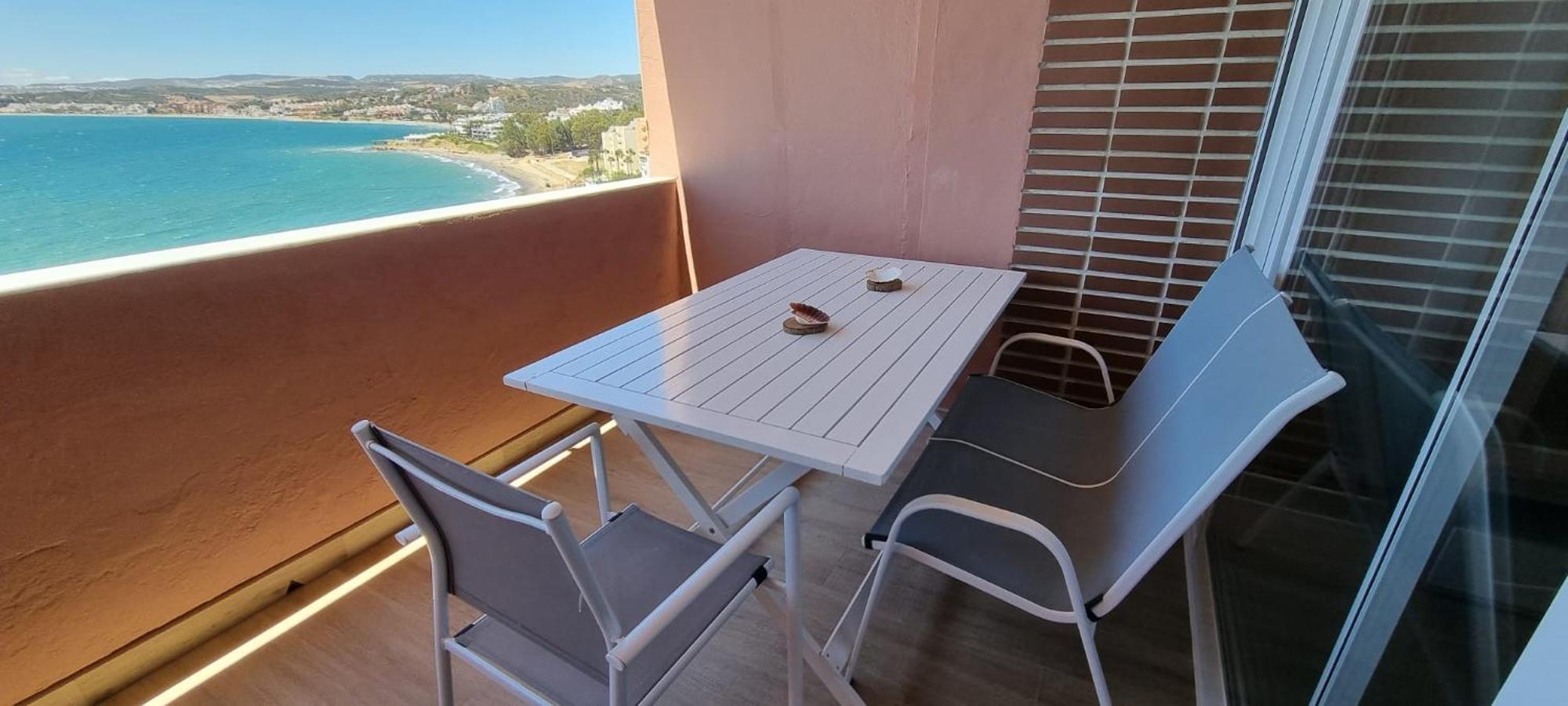 Apartamento Playa Del Cristo Estepona Kültér fotó